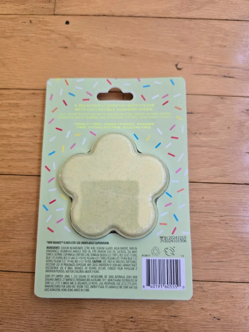 DAISE | Zuru Mini Brands Candy Dream Green Flower Shaped Fizzy Bath Bomb